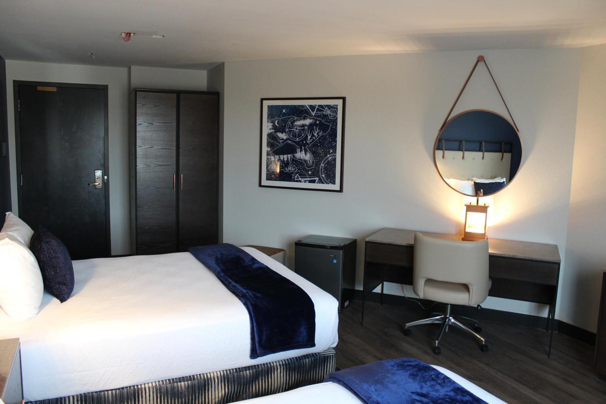 Hotel Westport Kansas City, Tapestry Collection By Hilton Екстериор снимка